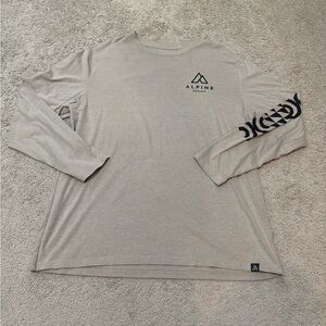 Alpine Design long sleeve tee XL